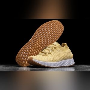 Nobull Honey Knit Runner yellow Men's 7.5 Women's 9 tennis athletic shoes